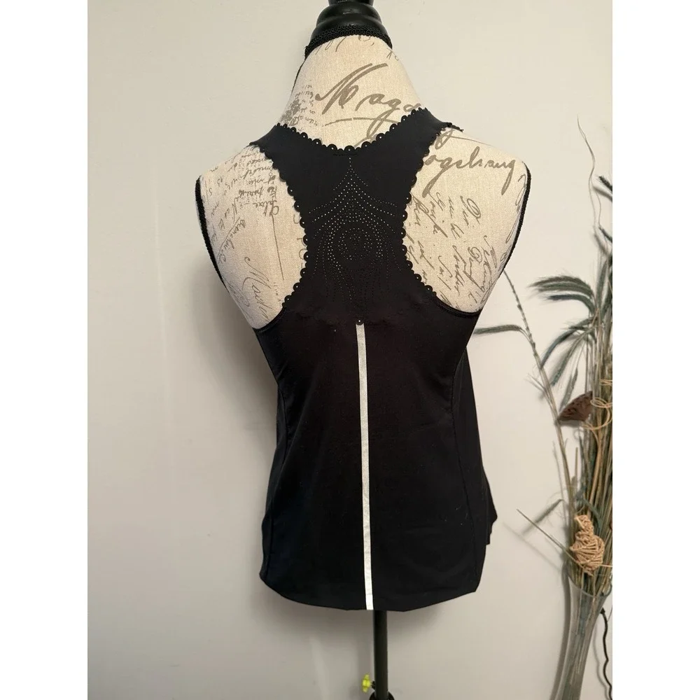 Lululemon Run a Marathon Singlet in Black Size‎ 6